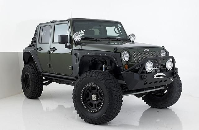 Jeep wrangler unlimited snow performance #2