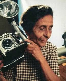 Homai Vyarawalla Photojournalist, Homai Vyarawalla