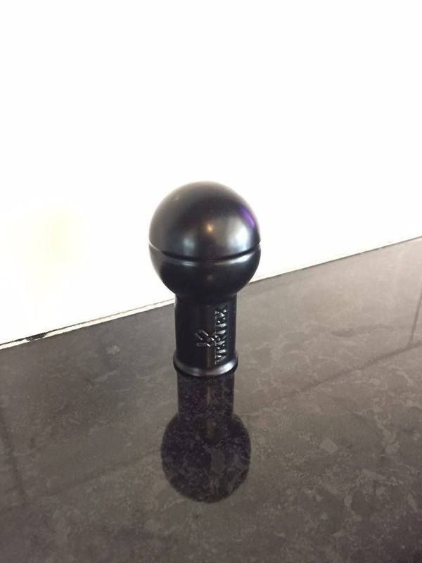 Vertex 10 Star 330mm Steering Wheel & Vertex Shift Knob (M12X1.25 S15