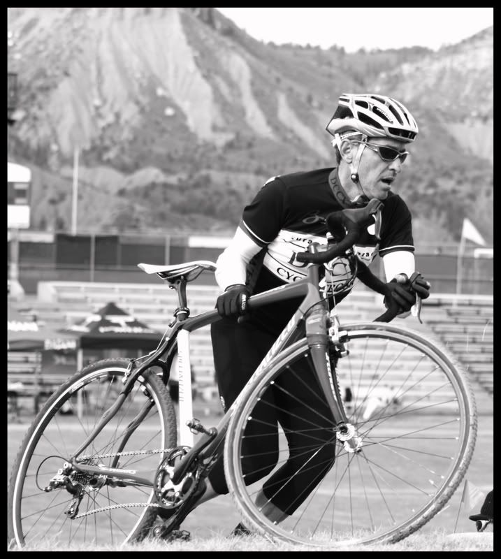 IMAGE: http://i77.photobucket.com/albums/j52/ameybrook/Photography/dwc1.jpg