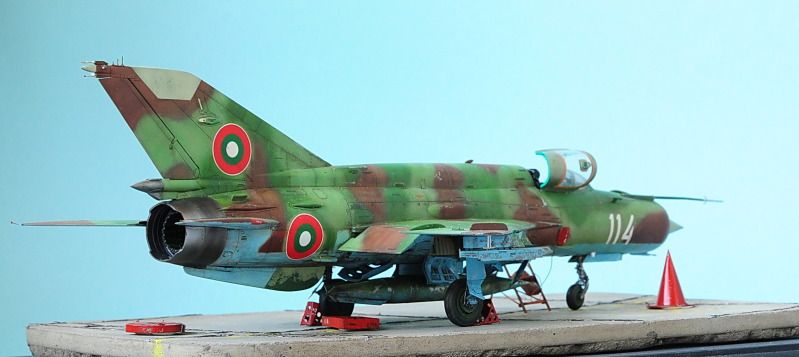 MiG21_606_zps909eb807.jpg