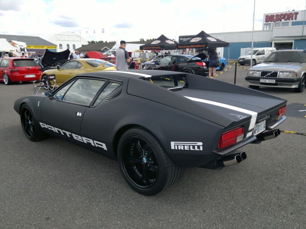 De Tomaso Pantera,covered