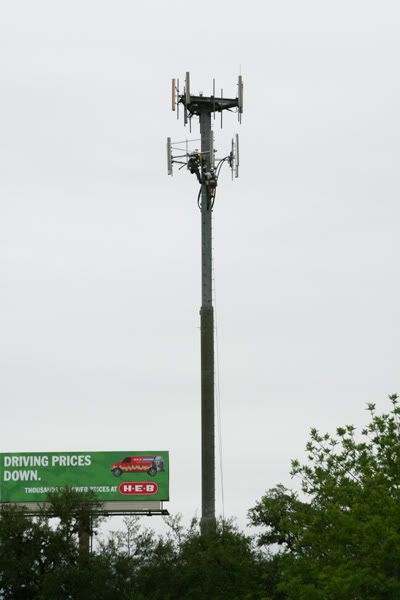 IMAGE: http://i77.photobucket.com/albums/j61/sharpfocus/3957.jpg