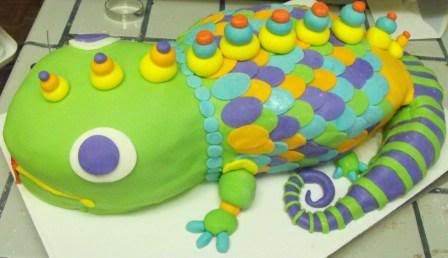 Ladybug Birthday Cake on Labels  Birthday Cakes   Boy Cakes   Lizard