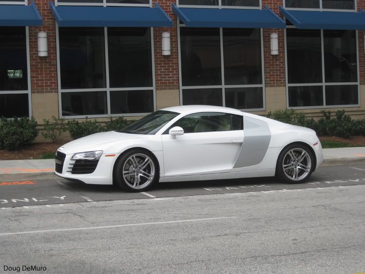 Despite the weather this evening I did manage to catch a nice white Audi R8