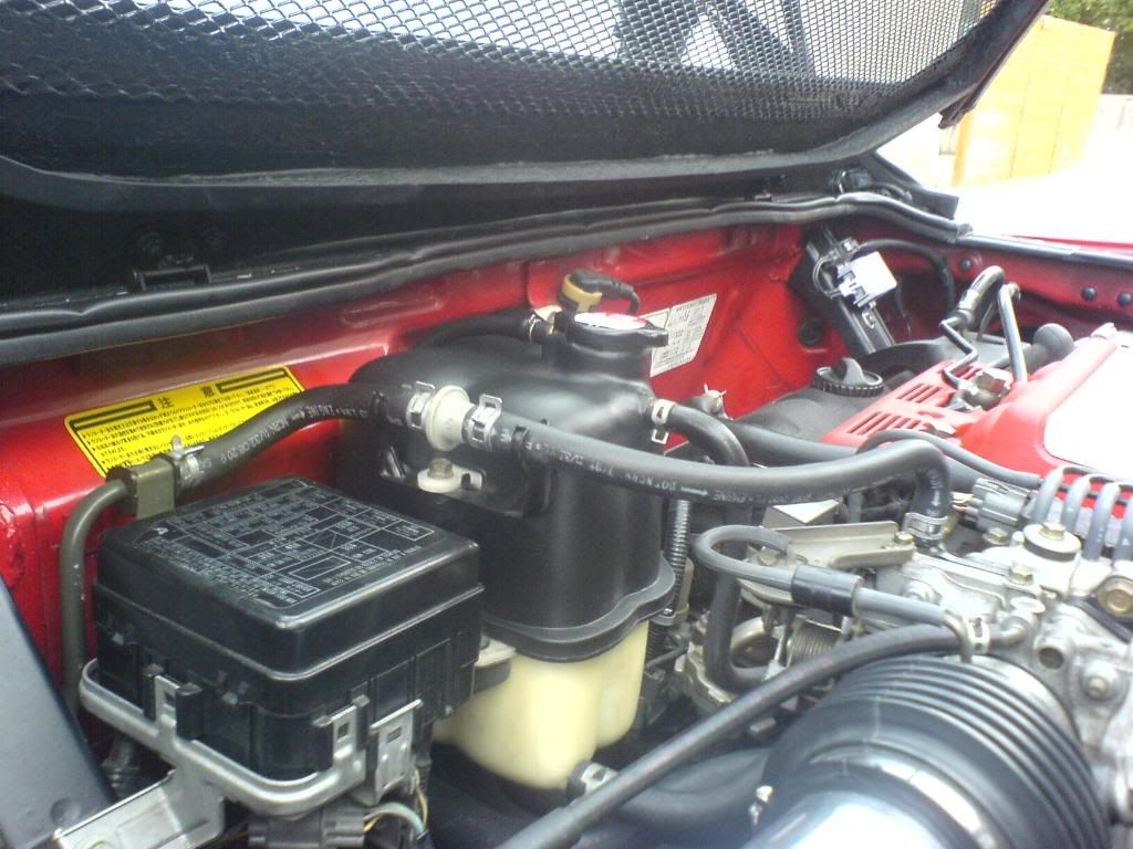 How to remove coolant tank NSX Prime