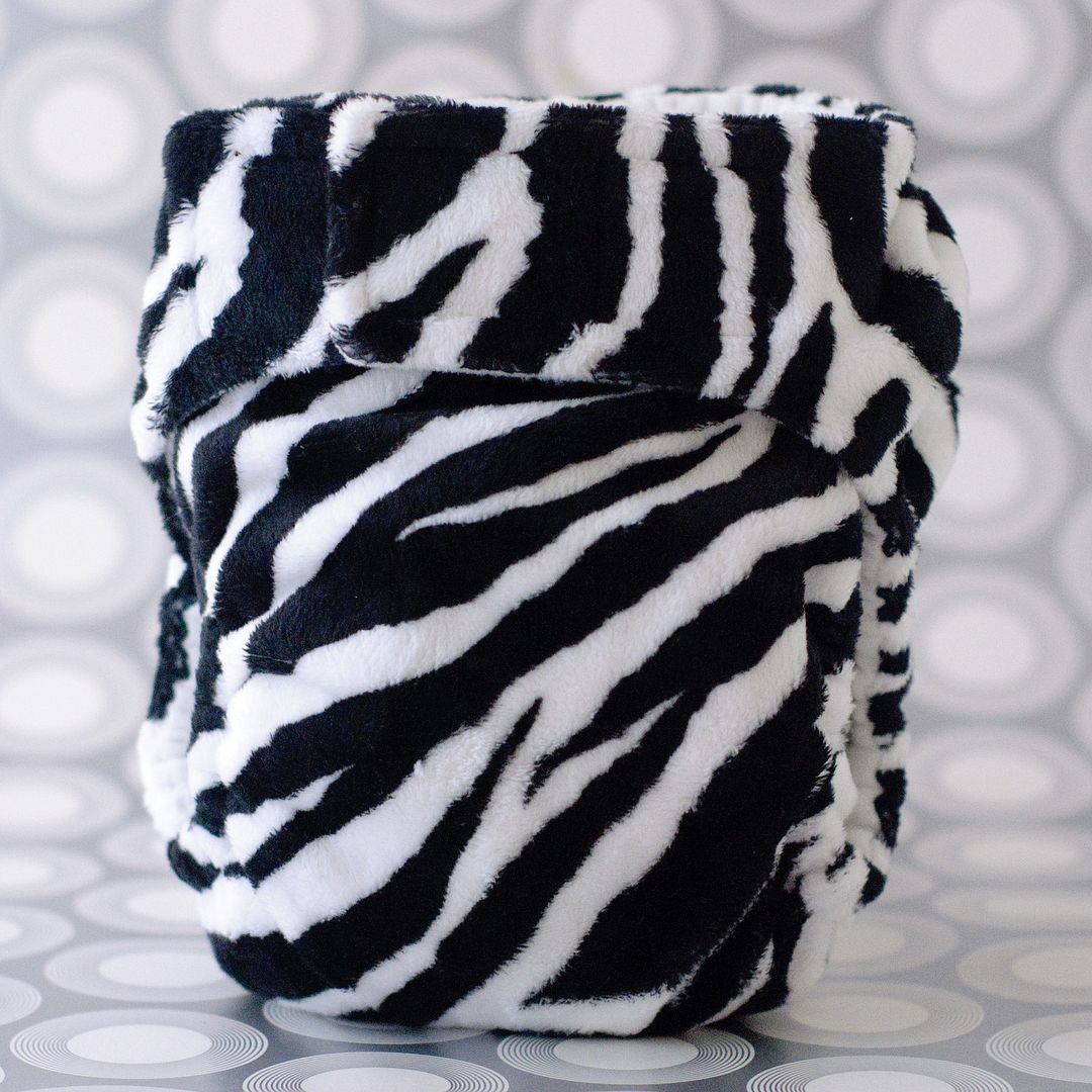 AIO, Zebra Minky, Large, Touchtape