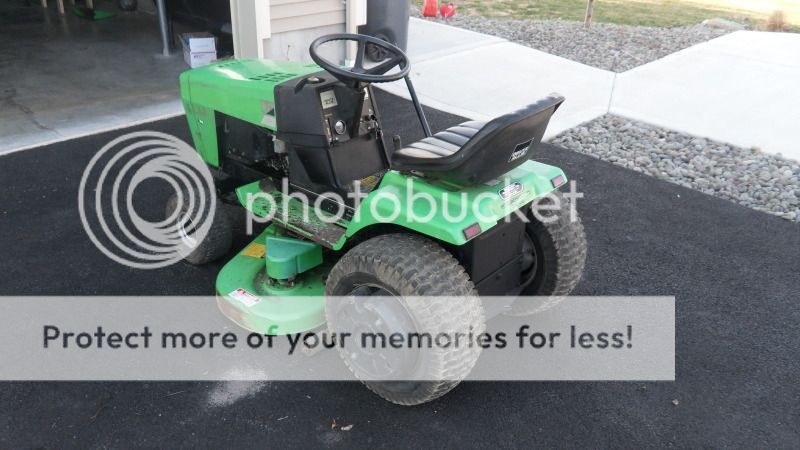 Deutz Allis Sigma 1817 Hydro Garden tractor (Simplicity) w/ deck and 